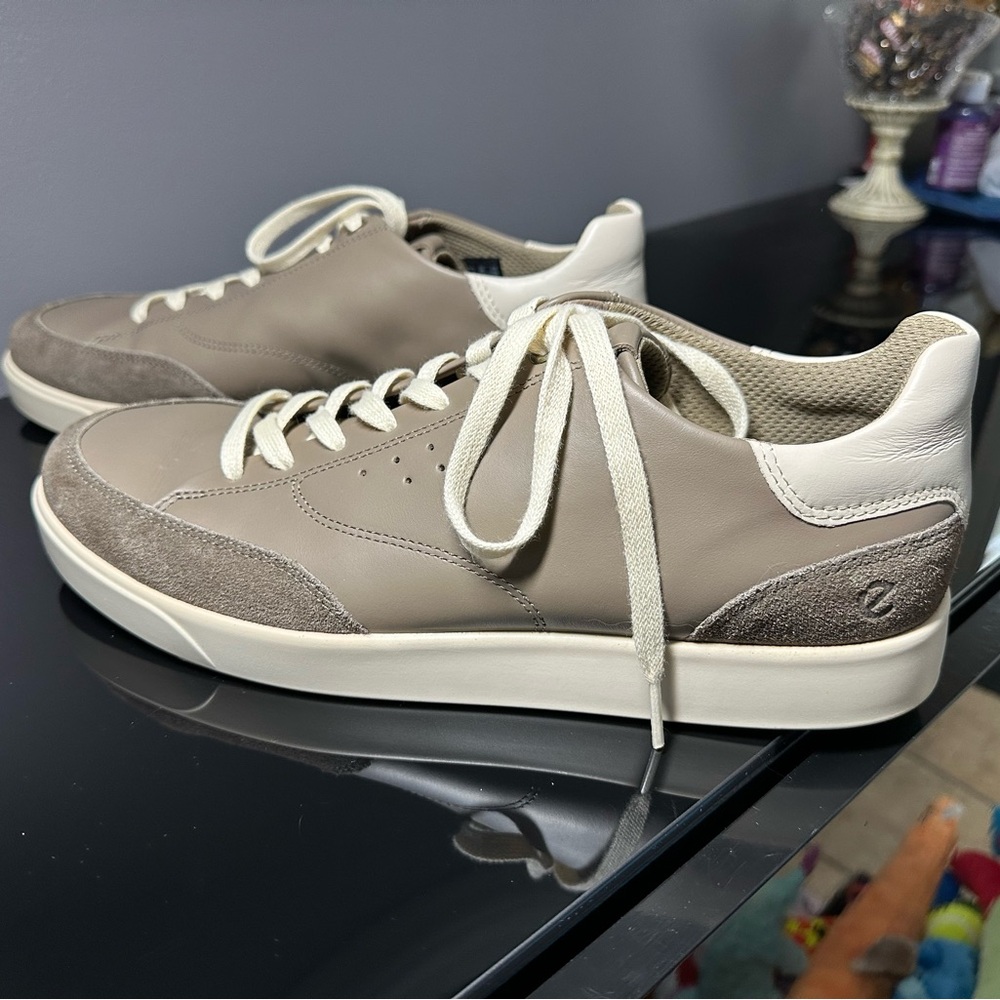 Ecco Street Lite